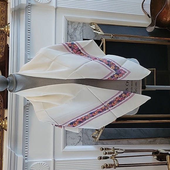 Deadstock Echo Silk Scarf - Picture 5 of 6